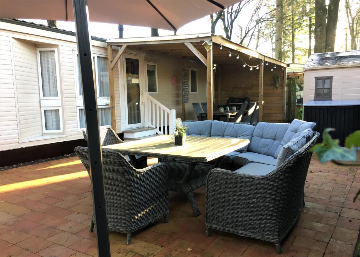 Prachtige Luxe Chalet Op De Veluwe Nabij هونديرلو المظهر الخارجي الصورة
