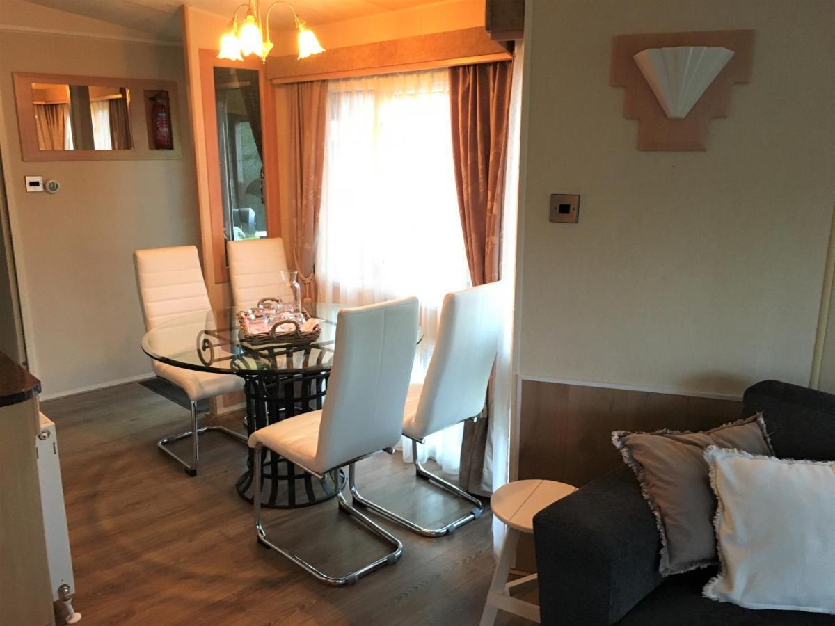 Prachtige Luxe Chalet Op De Veluwe Nabij هونديرلو المظهر الخارجي الصورة